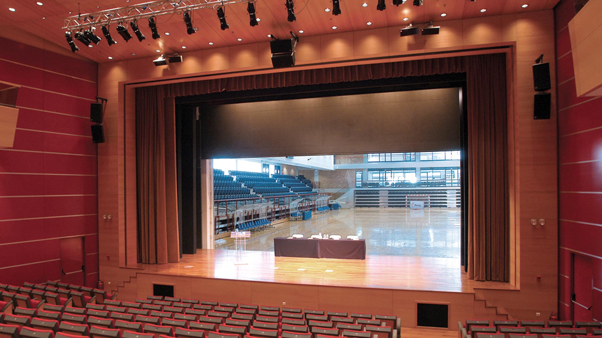 JOINING WITH GRAND HALL 1000 sq. m. 